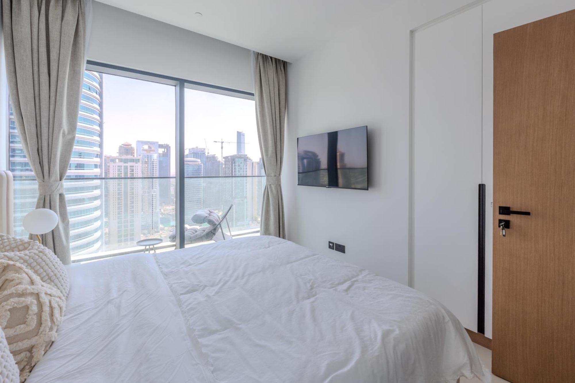 Apartment Vida Marina & Yacht Club 2 Bed With Beautiful View Dubai